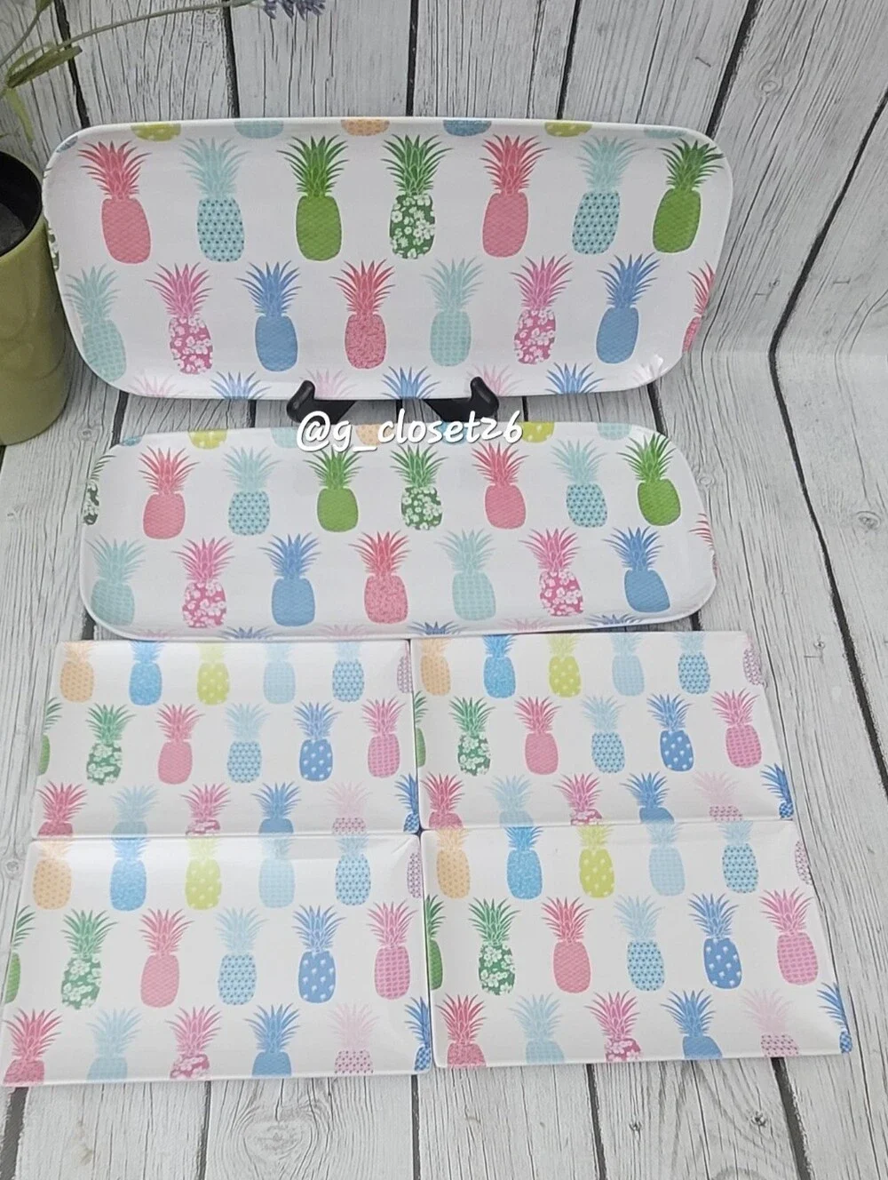 6pcs Cynthia Rowley Multicolor Pineapple Melamine Serving Trays